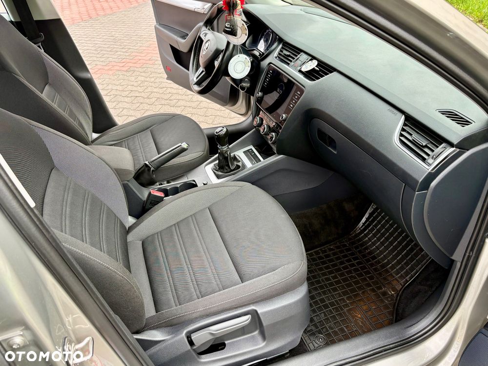 Skoda Octavia 1.6 TDI SCR Ambition - 7