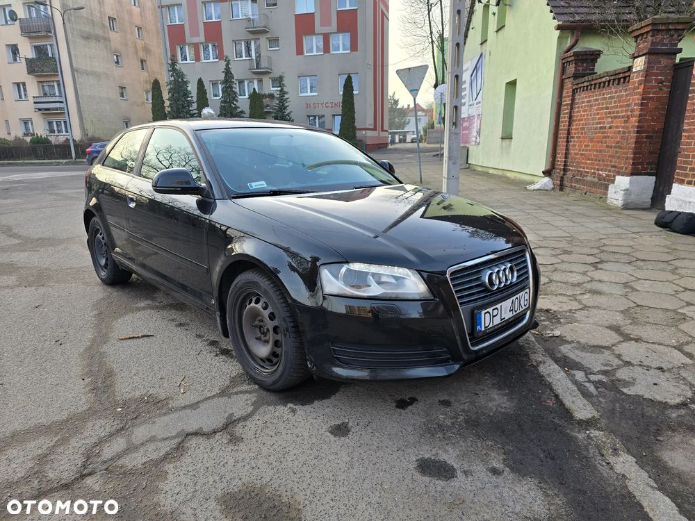 Audi A3 3-drzwiowe 1.6 Ambiente - 13