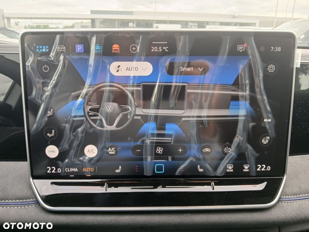 Volkswagen Tiguan - 18