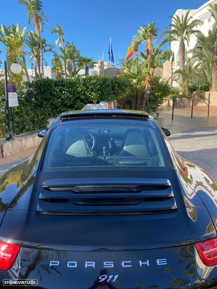 Porsche 911 Série F - 12