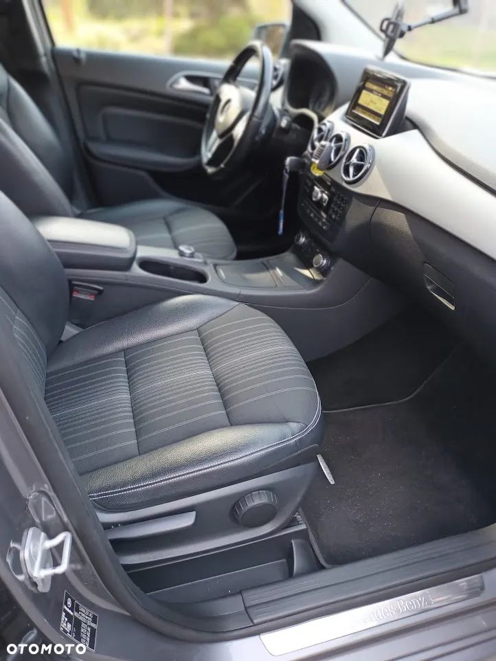 Mercedes-Benz Klasa B 200 CDI (BlueEFFICIENCY) 7G-DCT - 5