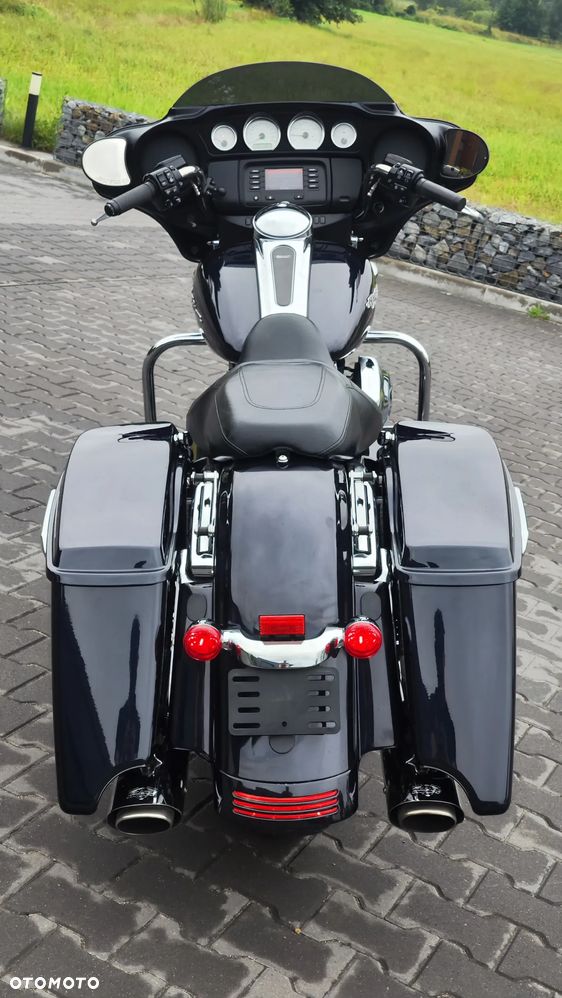 Harley-Davidson Touring Street Glide - 4
