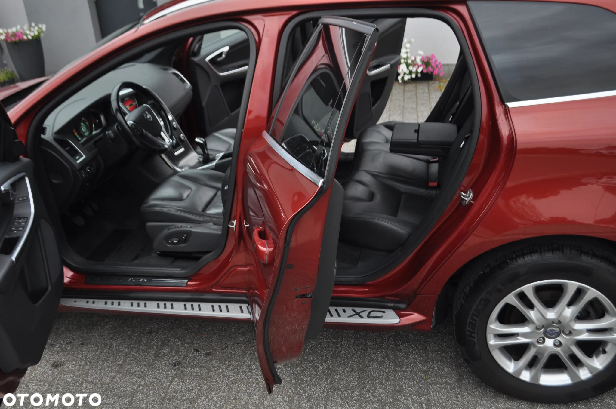 Volvo XC 60 D4 Drive-E Momentum - 20