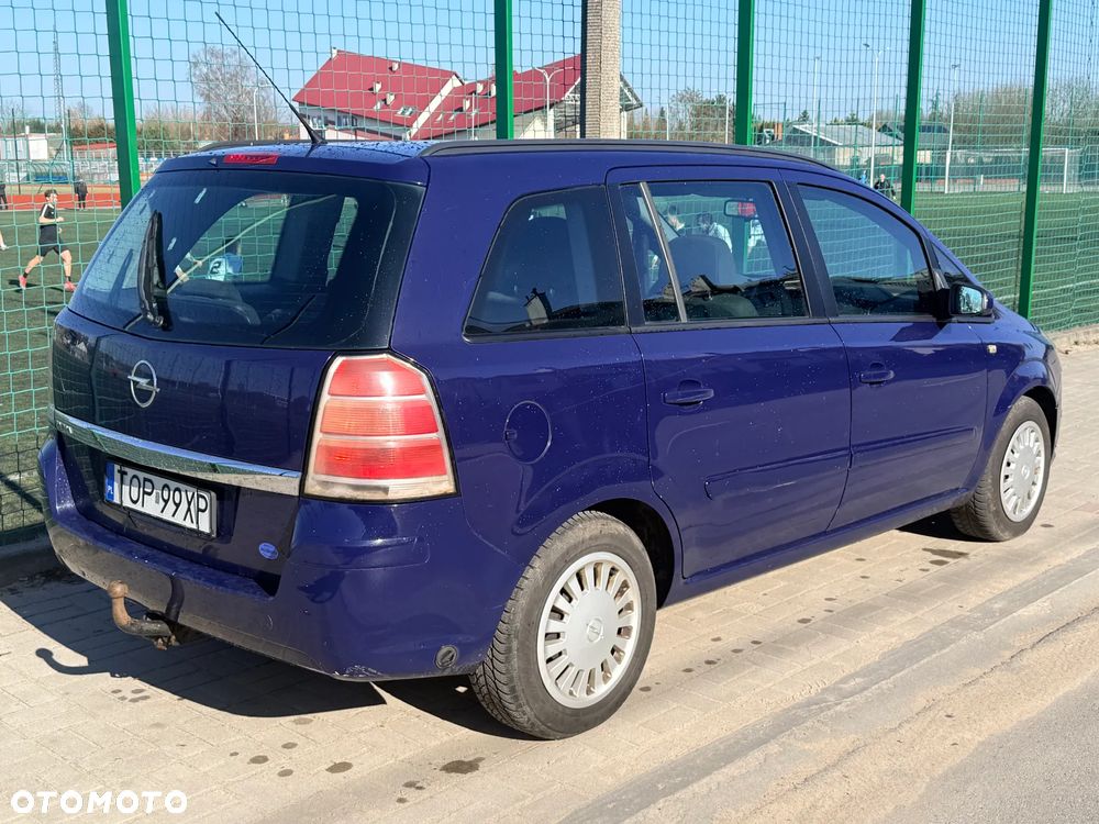 Opel Zafira 1.6 Enjoy - 10