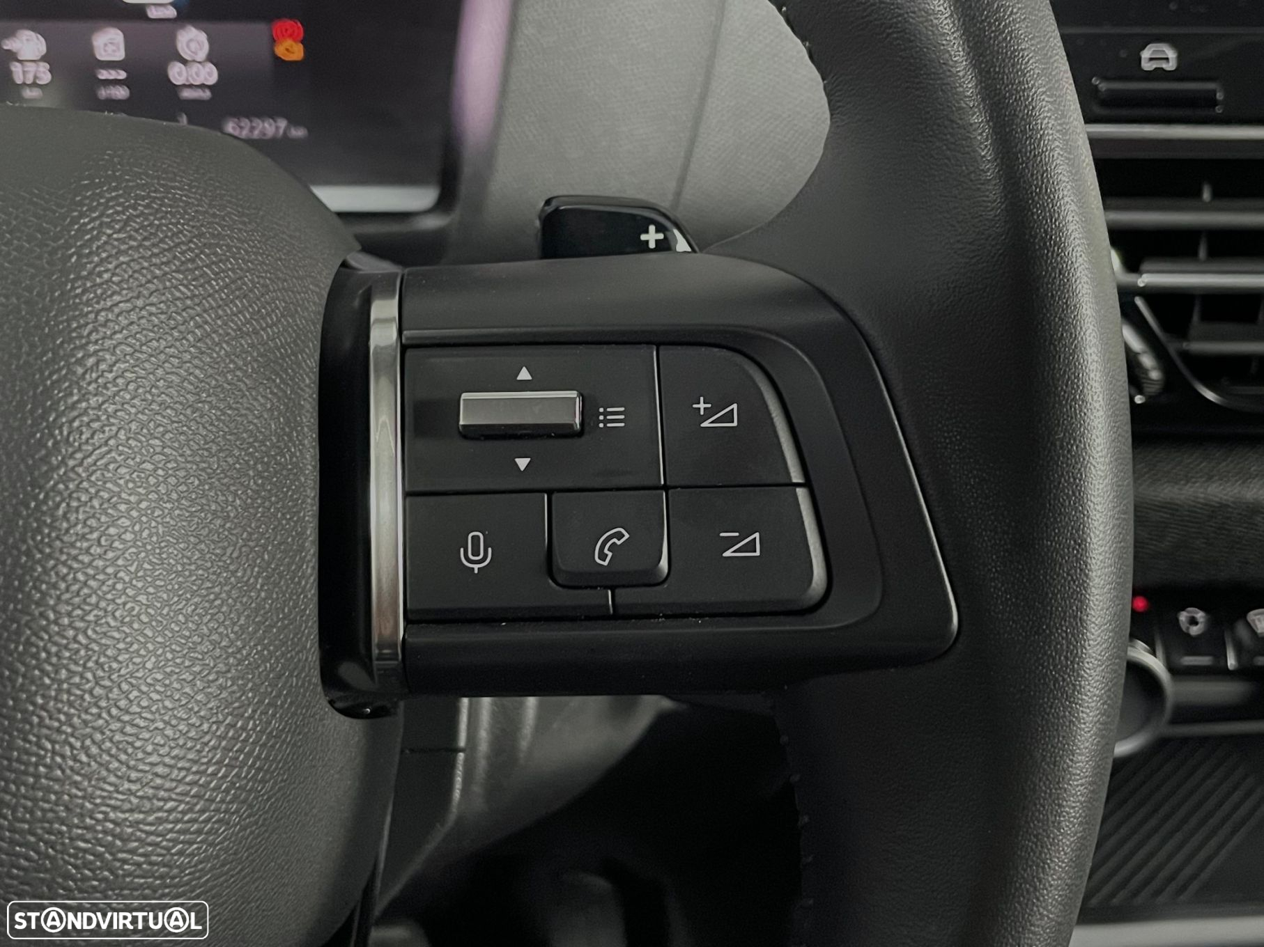 Citroën C4 1.2 PureTech Shine EAT8 - 11