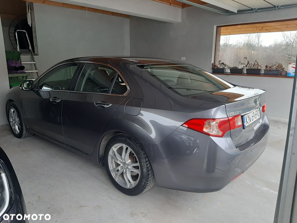 Honda Accord 2.0 Lifestyle - 4