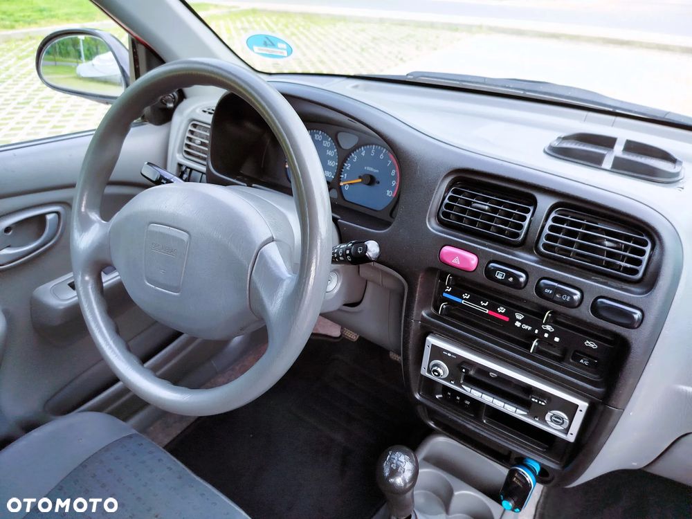 Suzuki Alto 1.1 Comfort - 26