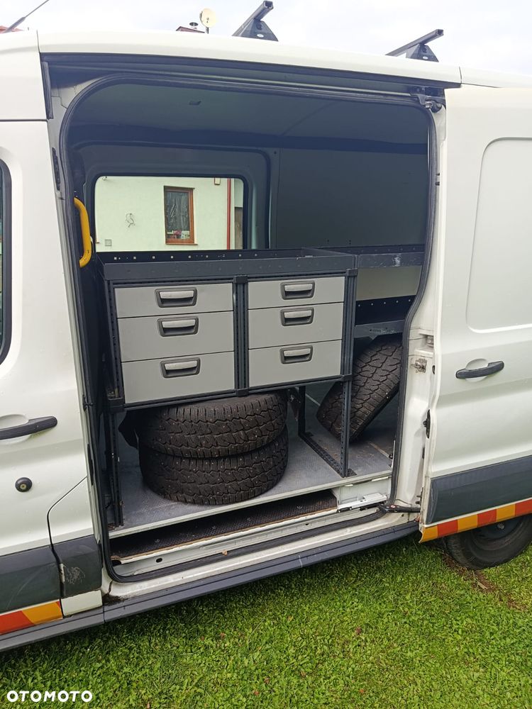 Ford Transit - 19