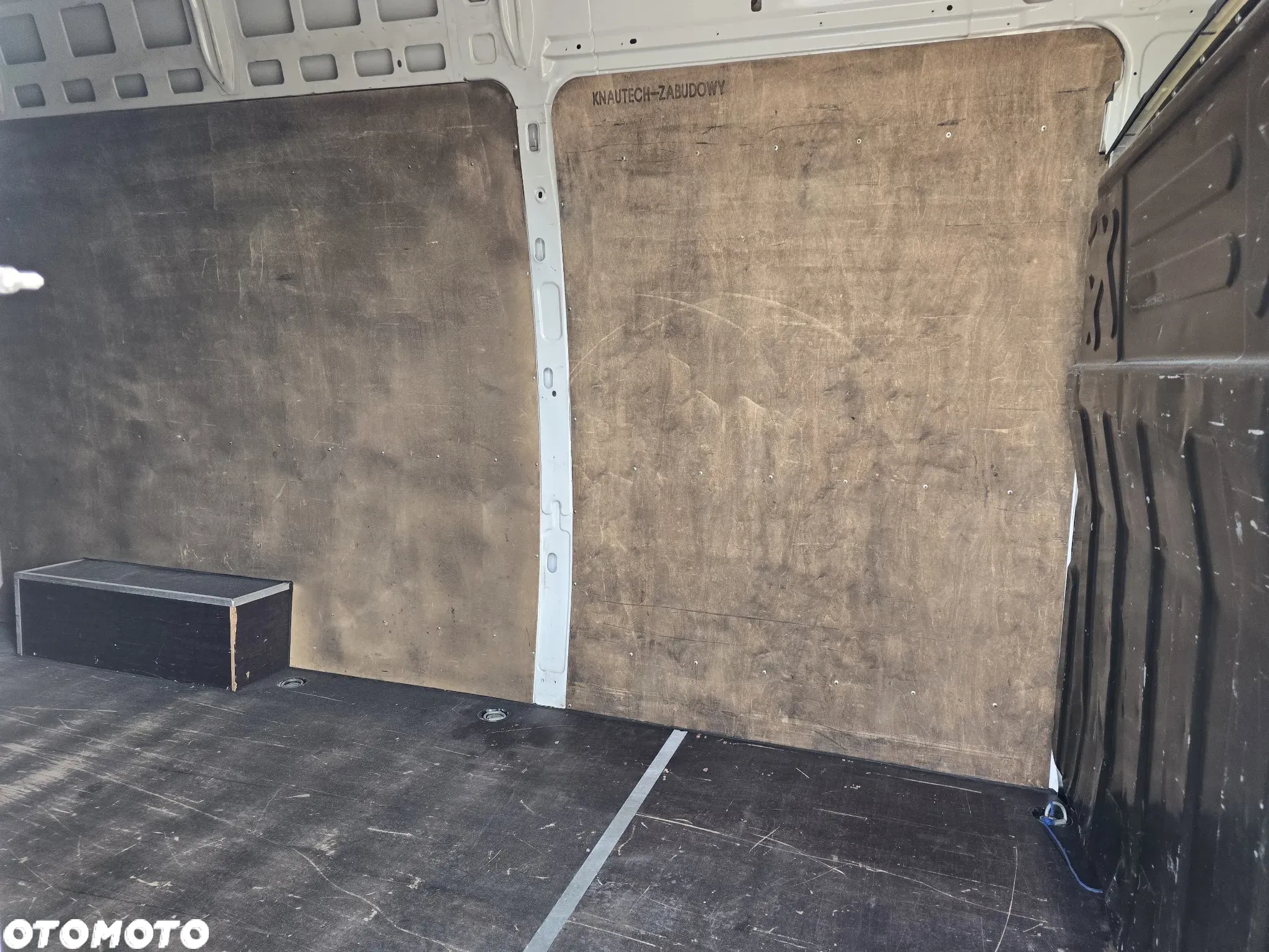 Iveco Daily 35S18  180KM Maxi L4H3 - 24