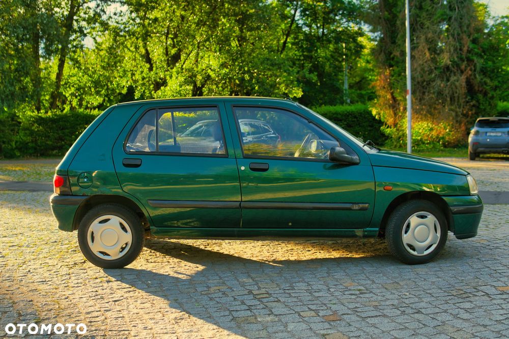 Renault Clio - 5