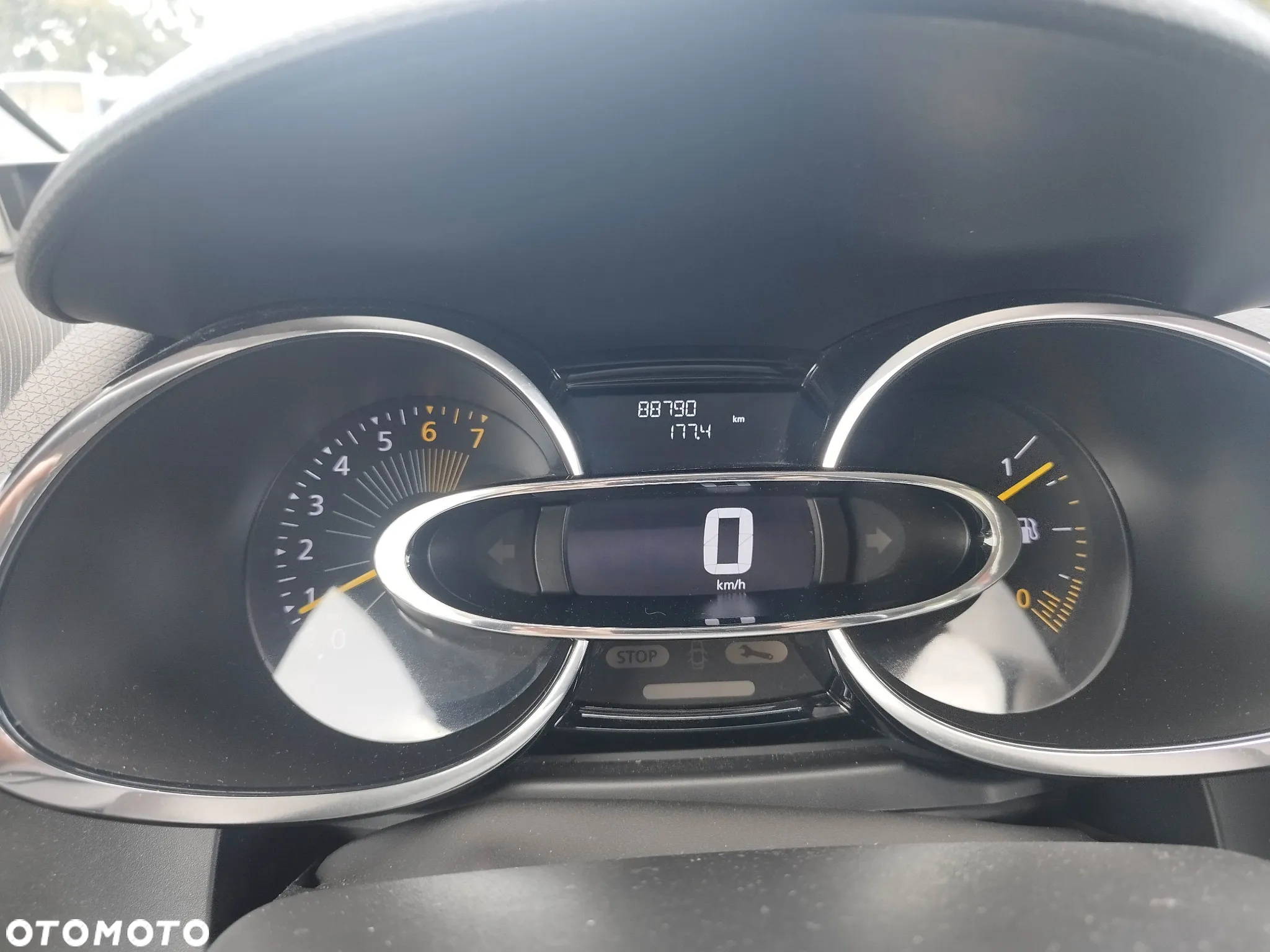 Renault Clio 0.9 TCe Techno Feel - 12