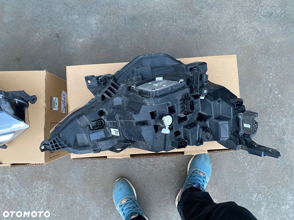 RENAULT Arkana kompletne lampy  Z DEMONTAŻU KOMPLETNE  LAMPY PRZEDNIE REFLEKTORY LAMPA PRZEDNIA LEWA prawa Reflektor LEWY prawy PRZÓD FULL LED  LEDOWY  EUROPA FULLLED lewa prawa 260602566R   260102483R Wwa - 10