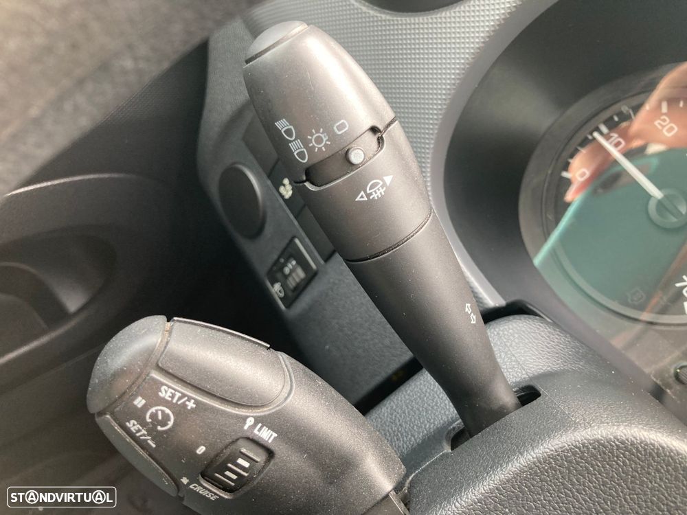Peugeot Partner 1.6 HDi Confort - 11