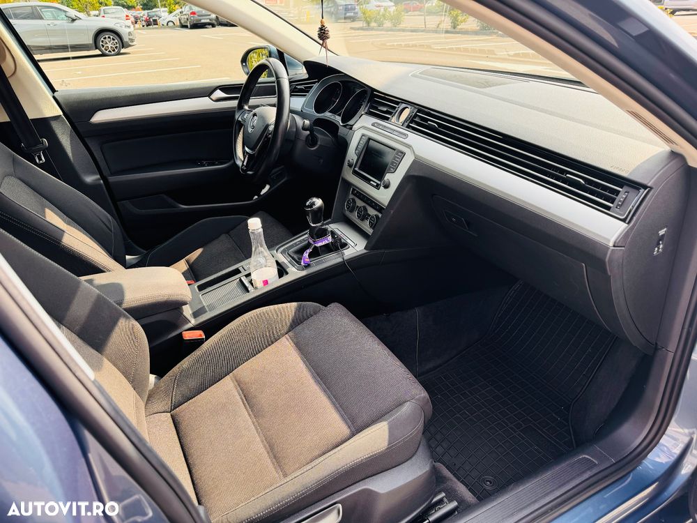 Volkswagen Passat 2.0 TDI 4Motion Comfortline - 22