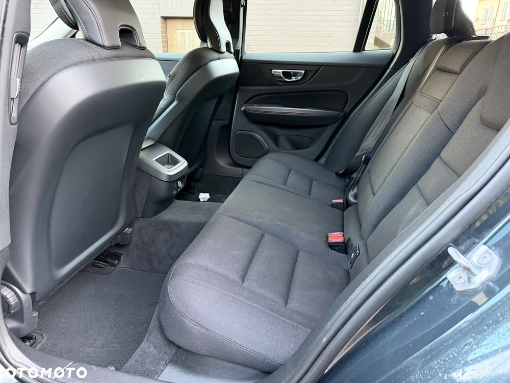 Volvo V60 ver-d3-summum - 34