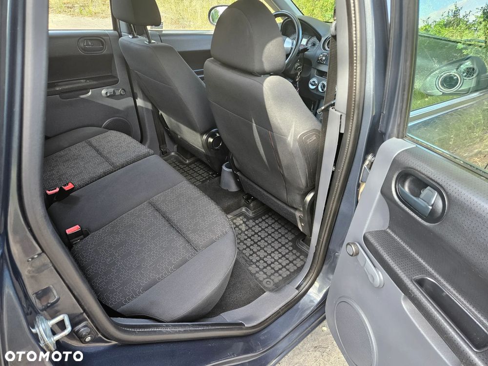 Mitsubishi Colt 1.1 Invite Edition Gold - 13