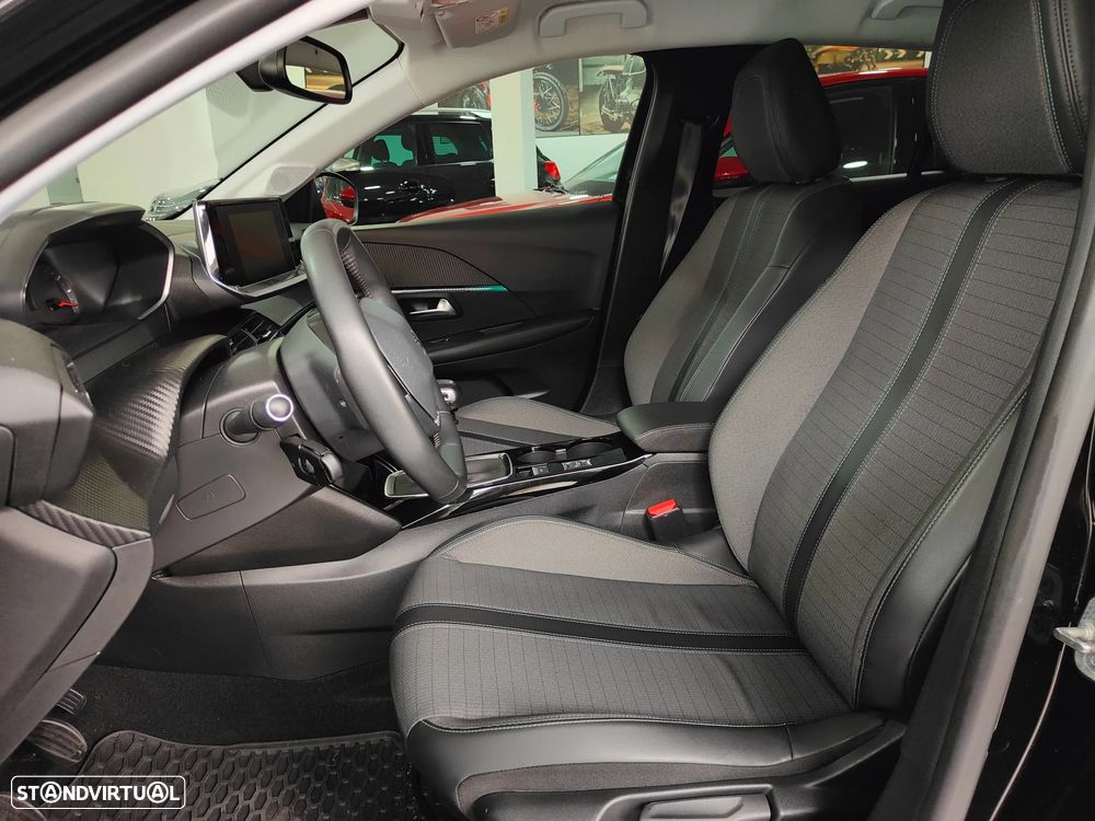 Peugeot 208 1.2 PureTech Allure Pack - 26