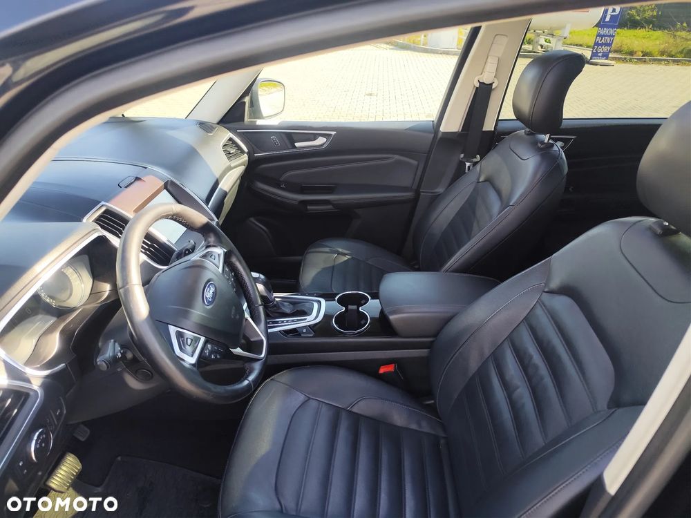 Ford Galaxy - 32