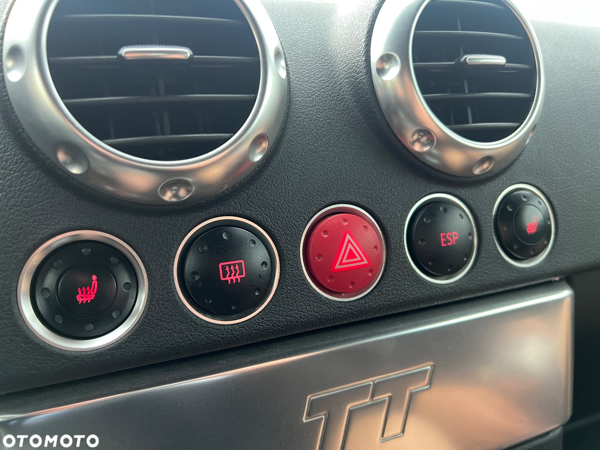 Audi TT Roadster - 22
