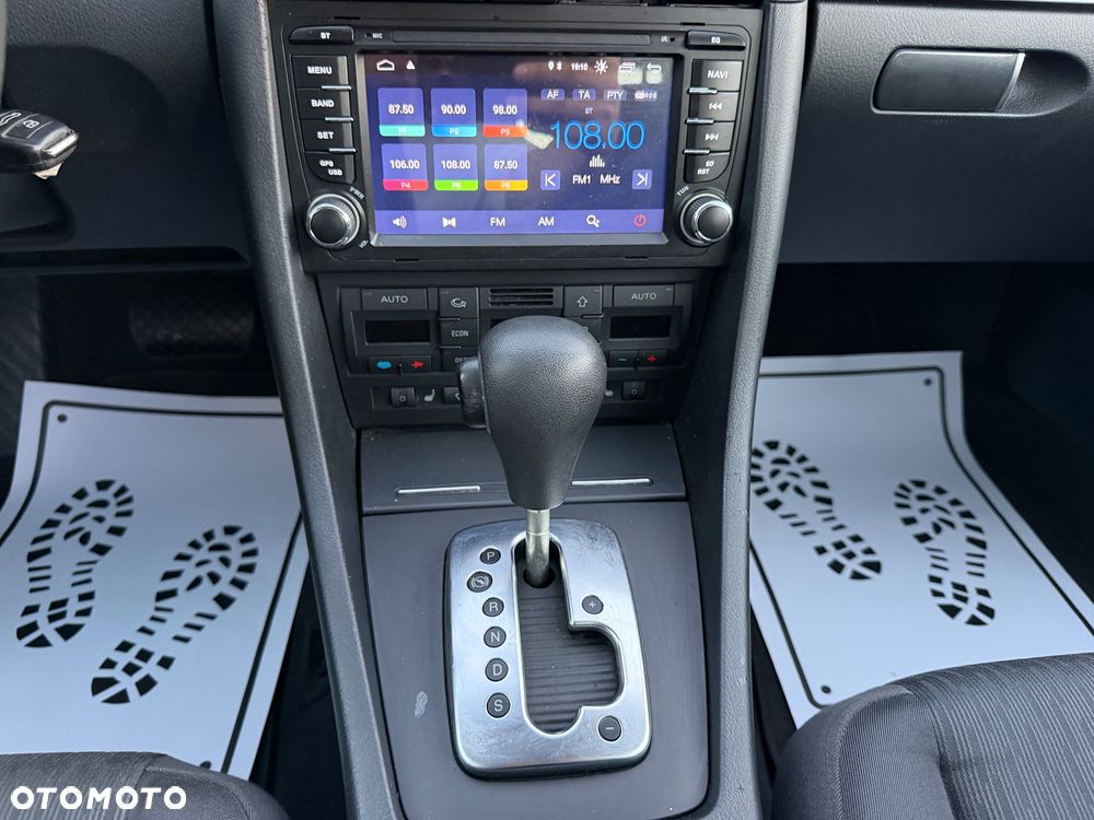 Audi A4 Limousine - 30