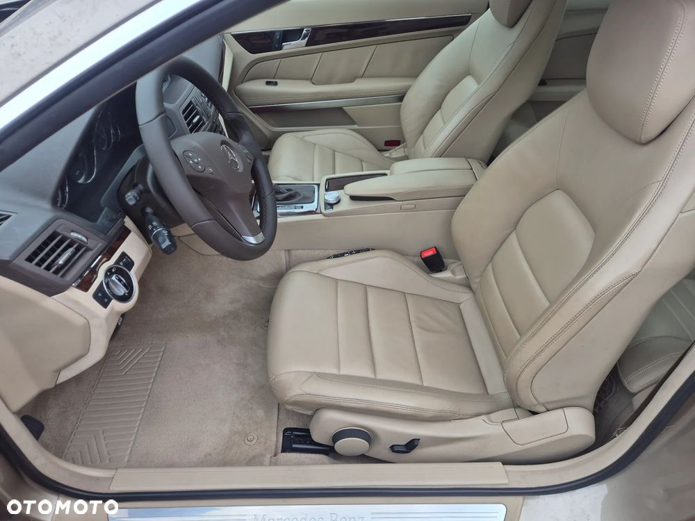 Mercedes-Benz Klasa E 250 CGI BlueEFFICIENCY Automatik Avantgarde - 15