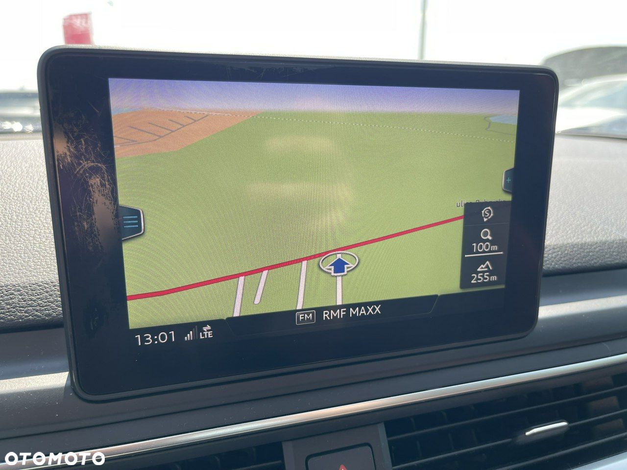 Audi A4 2.0 TDI S tronic - 13