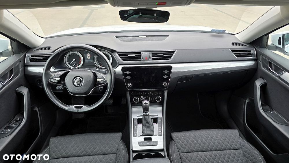 Skoda Superb 2.0 TSI Style DSG - 31