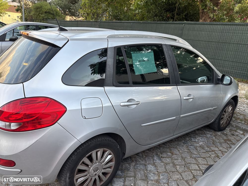 Renault Clio Break - 12