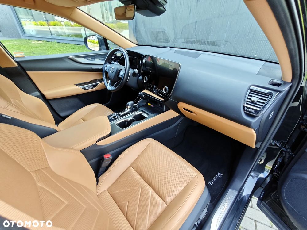 Lexus NX 350h Prestige AWD - 4