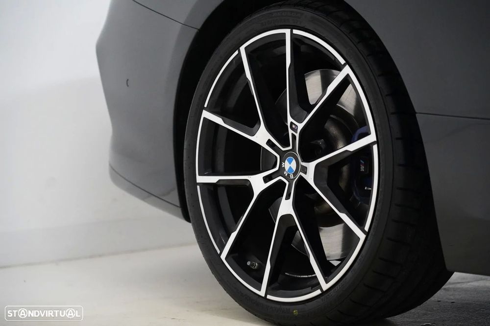 BMW M850i xDrive - 35
