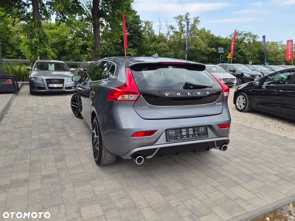 Volvo V40 D2 Kinetic - 10