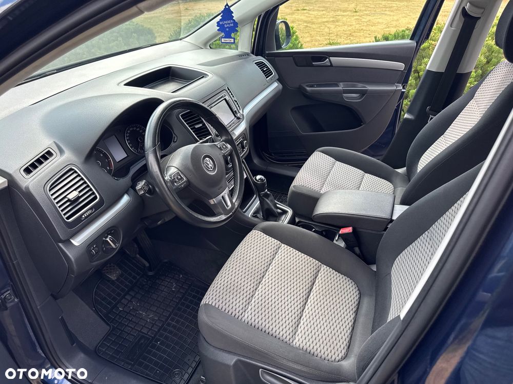 Volkswagen Sharan - 17