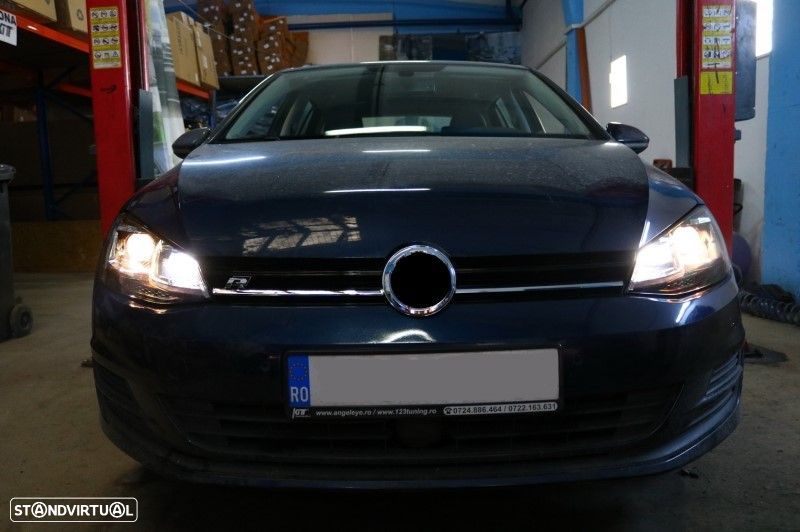 Faróis VW Golf 7 (2013 a 2017) Look 7.5 H7 - 7