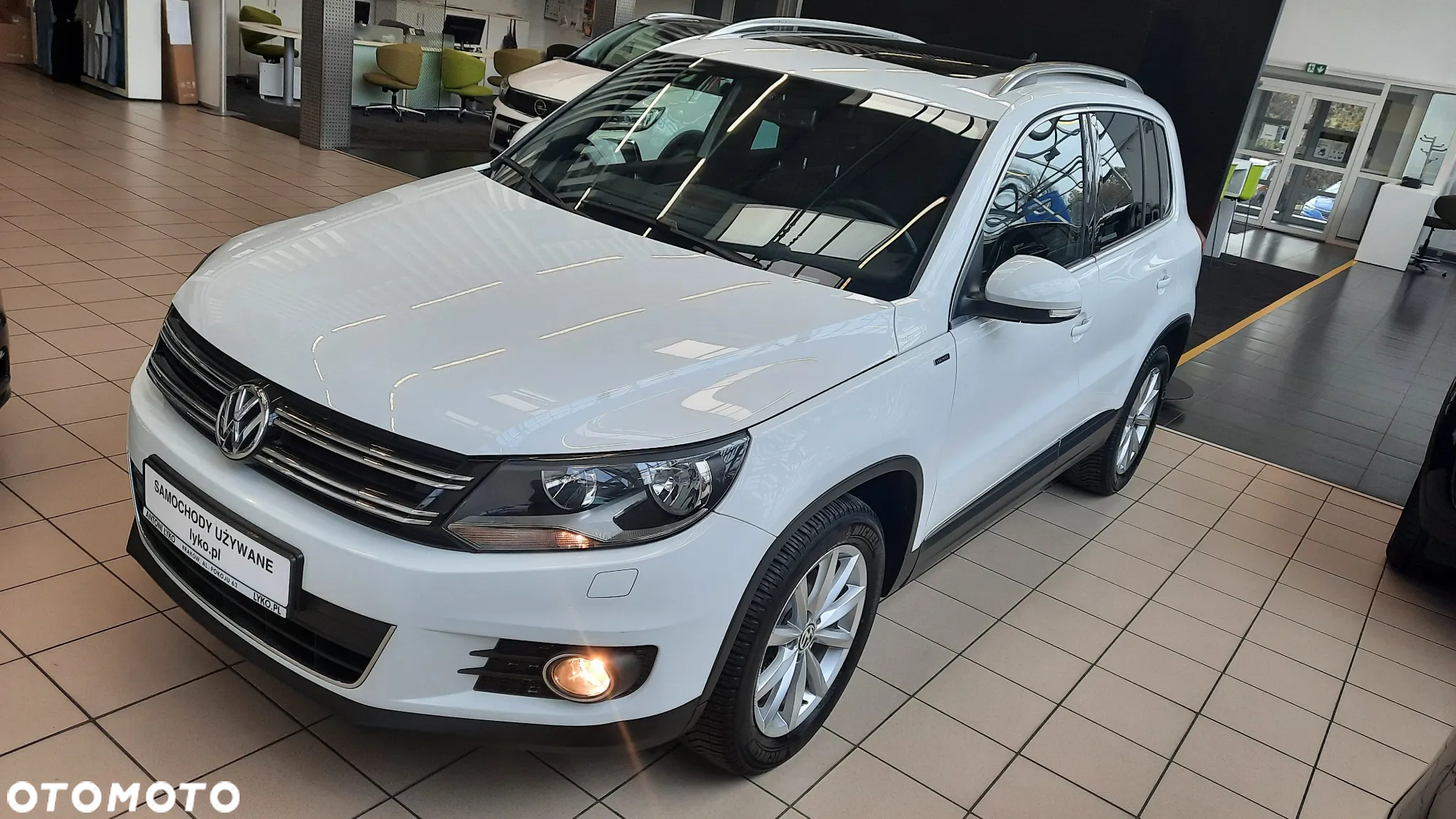 Volkswagen Tiguan 1.4 TSI BlueMotion Technology Lounge Sport & Style - 3