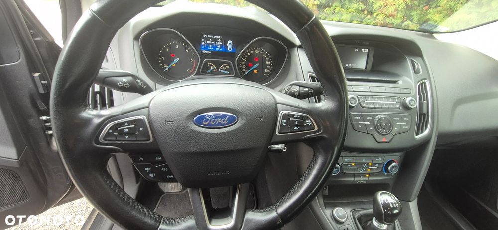 Ford Focus 1.5 TDCi Trend - 6