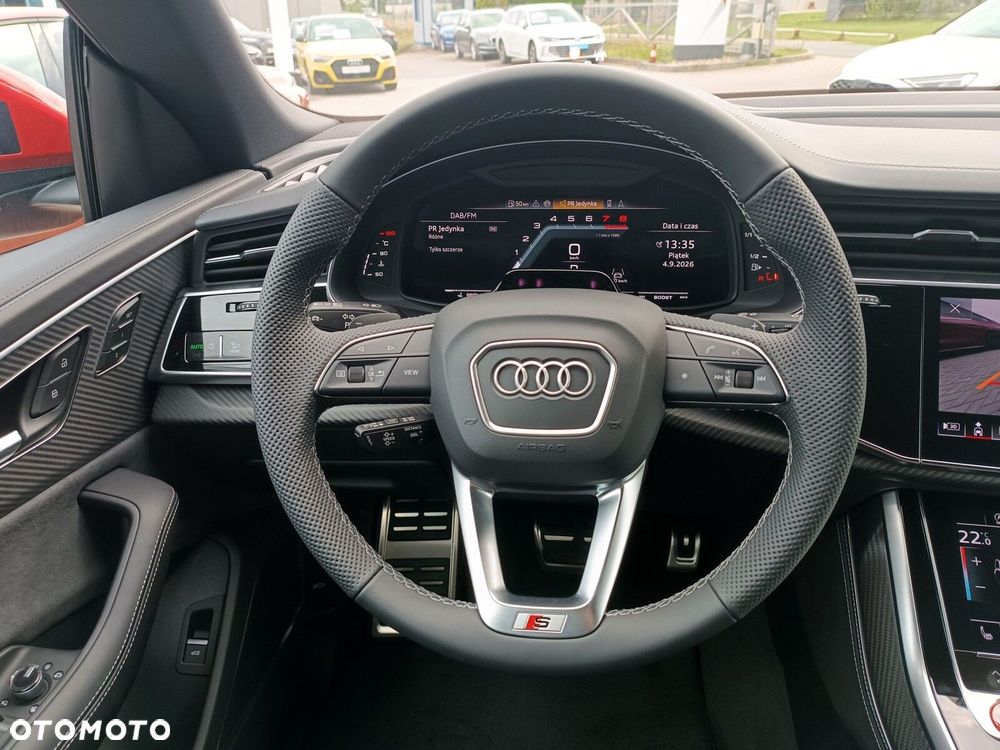 Audi SQ8 - 25