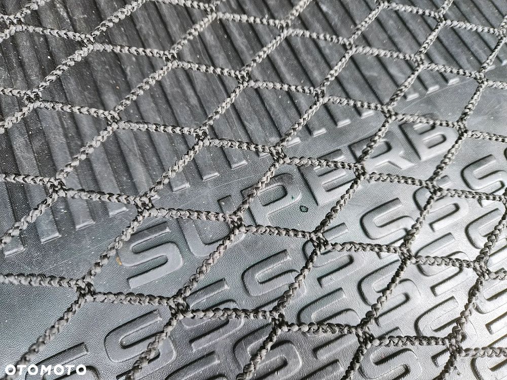 Skoda Superb 2.0 TSI 4x4 L&K DSG - 39