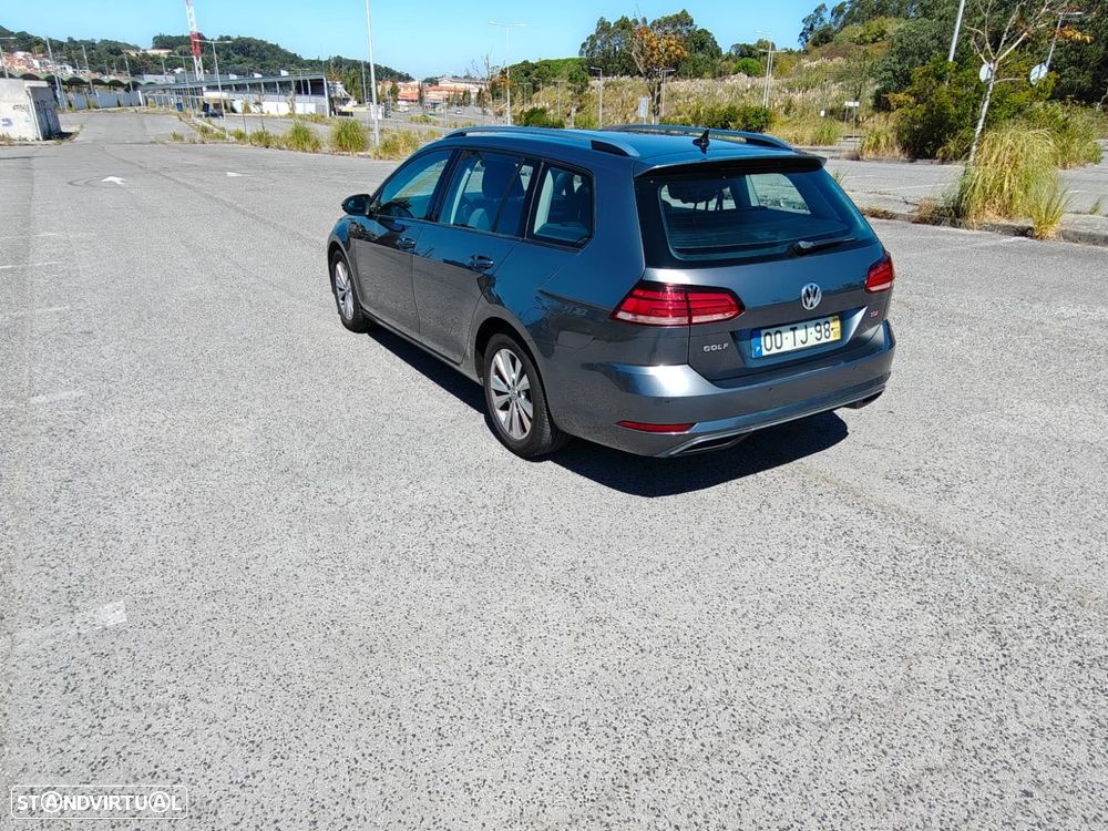 VW Golf Variant 1.6 TDi Confortline - 5