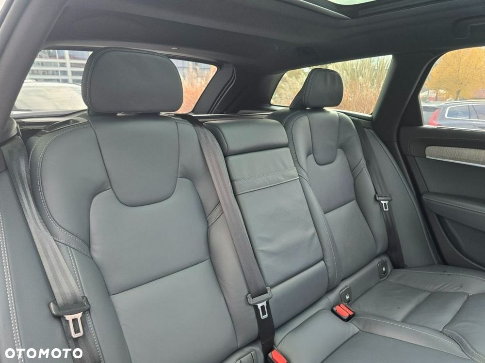 Volvo V90 Cross Country B5 D AWD Ultimate - 9