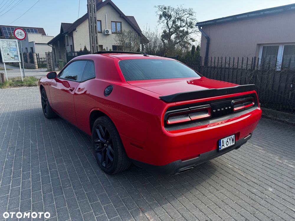 Dodge Challenger - 20
