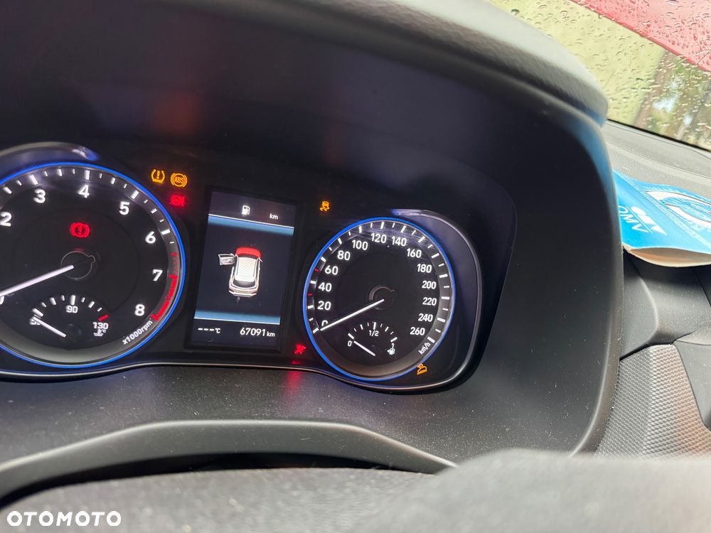 Hyundai Kona 1.6 T-GDI DCT Premium - 11