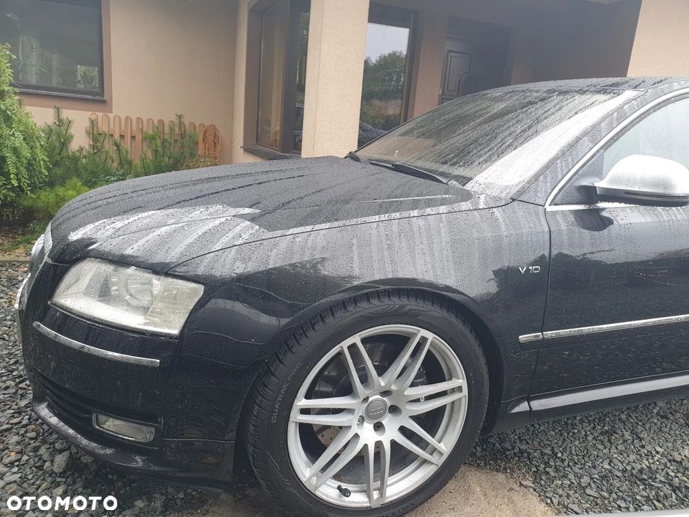 Audi A8 - 3