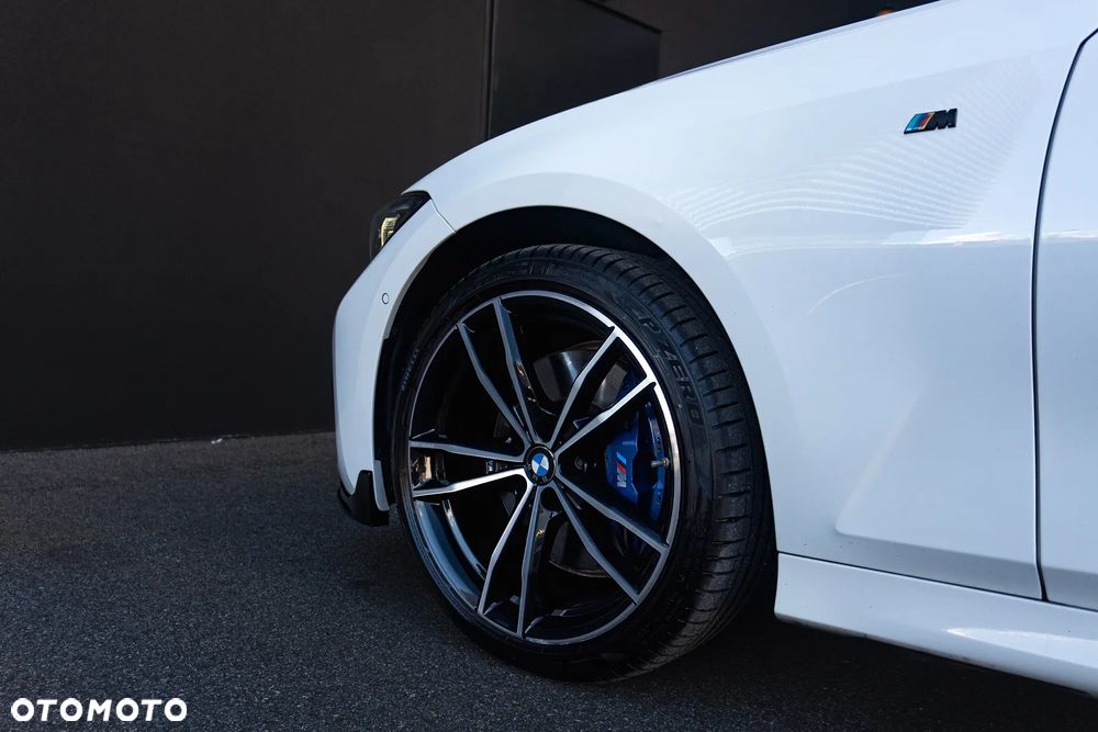 BMW Seria 3 320d xDrive Sport - 9
