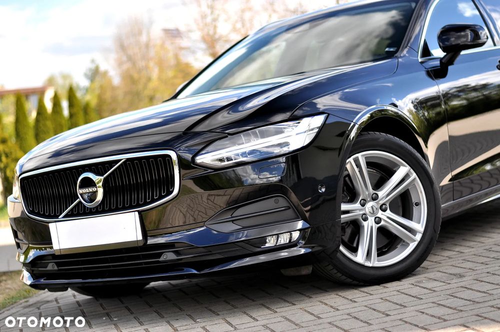 Volvo V90 D4 Momentum Pro - 9