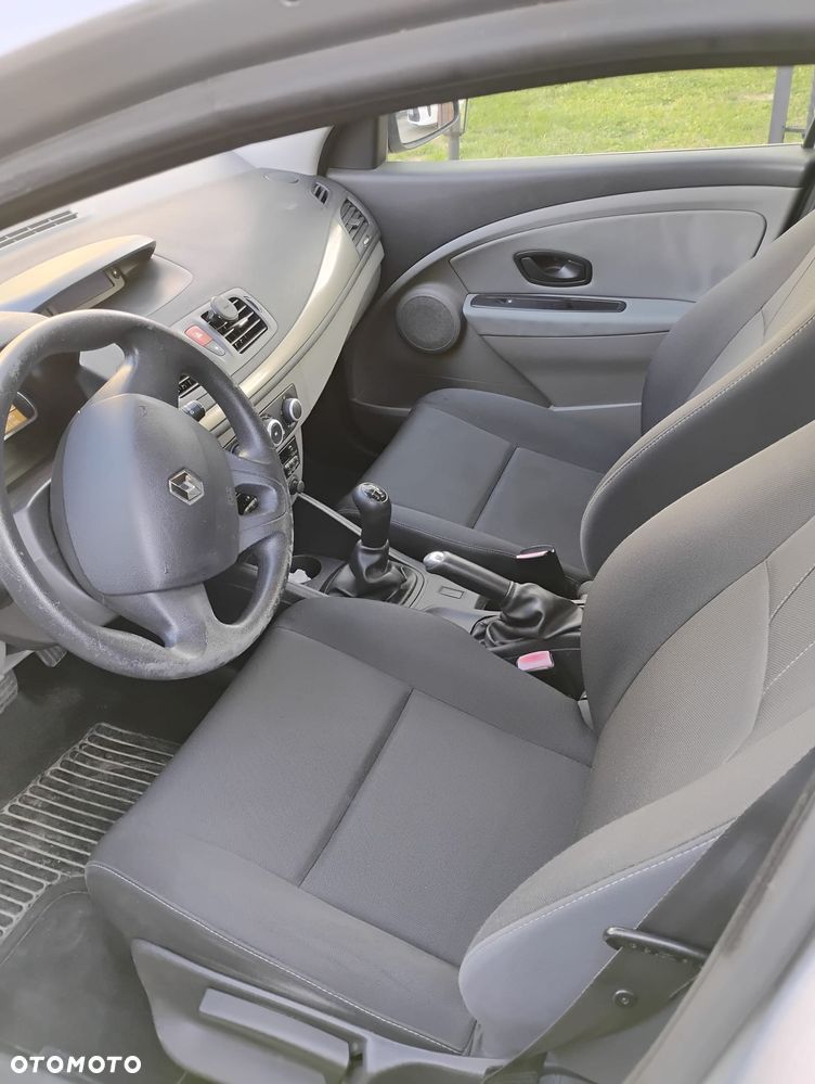 Renault Megane 1.6 16V Expression - 10