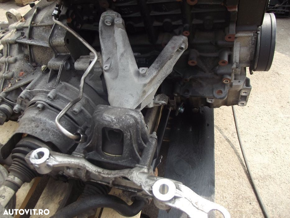 Suport Motor Audi A4 B8 suporti motor tampon motor dezmembrez Audi A4 - 2