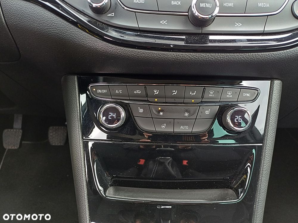 Opel Astra 1.4 Turbo Start/Stop Edition - 21