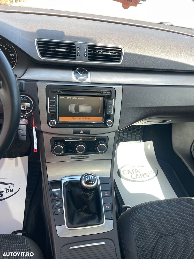 Volkswagen Passat 2.0 TDI BlueMotion Technology Comfortline - 34
