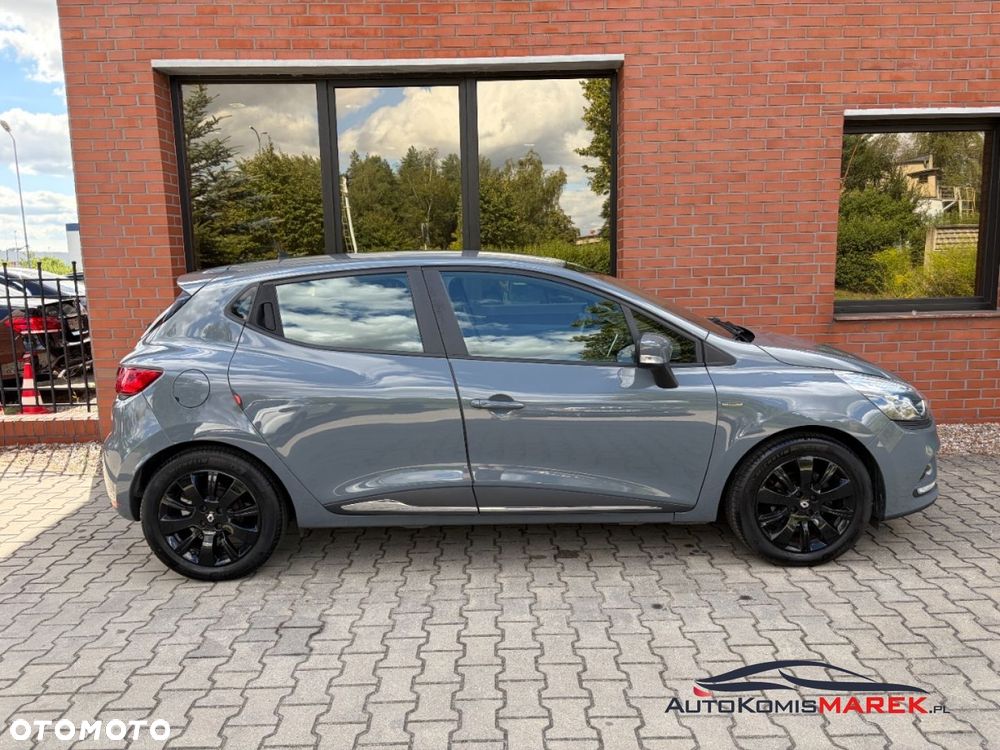 Renault Clio 1.2 16V Life - 25