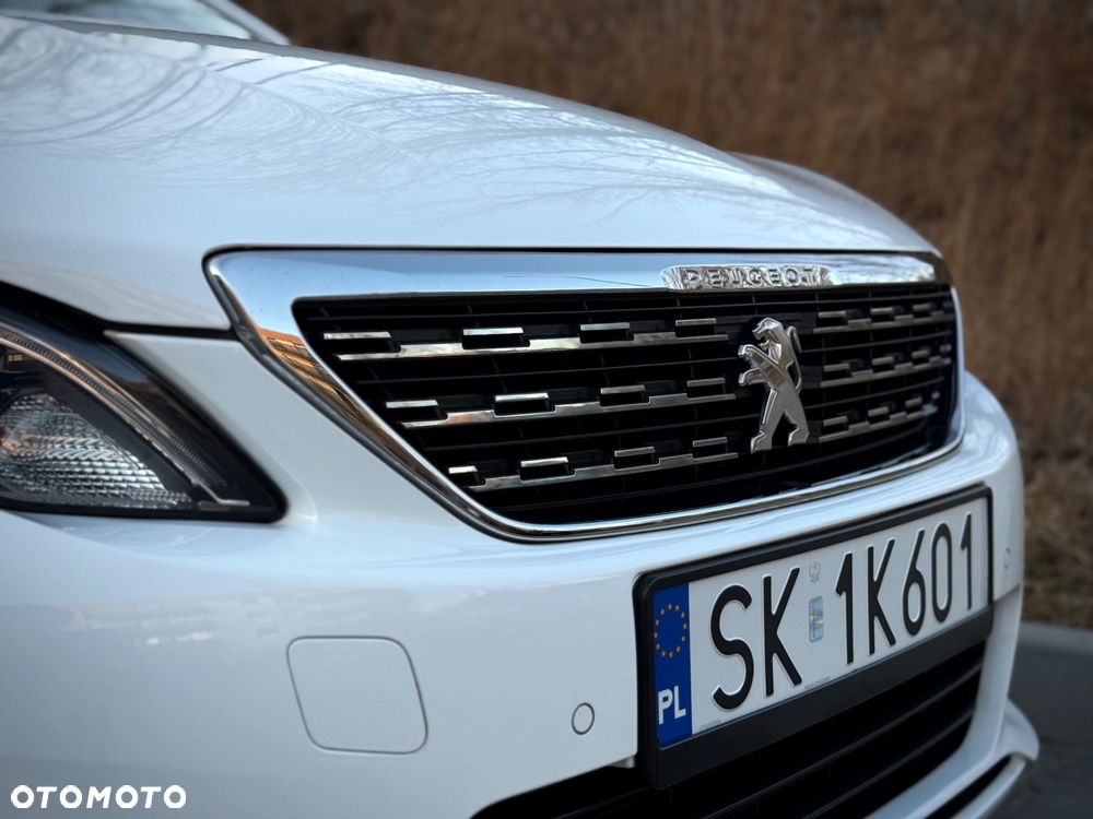 Peugeot 308 1.2 PureTech Allure S&S - 27